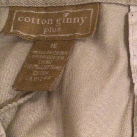 🛍2 for $30🛍Cotton Ginny Cream walking shorts 100 %cotton - Picture 3 of 4